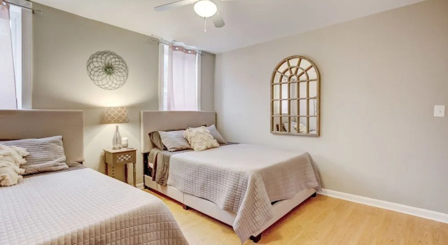 Lovely Home Next to Stadiums With Roofdeck&parking, Buchen Sie Hotel Baltimore Maryland, in der Nähe von Union Square