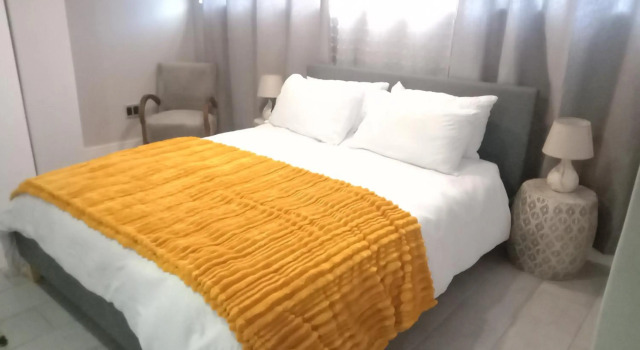 Cape Town - Bo Kaap- 2 Bedroom Cozy Apartment, Забронировать Апартаменты/квартира Отели Кейптауна с парковкой, рядом с South African Museum And Planetarium, Парковка