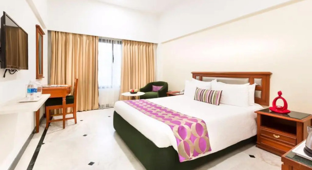 Номер Deluxe Regency Kanchipuram by GRT Hotels