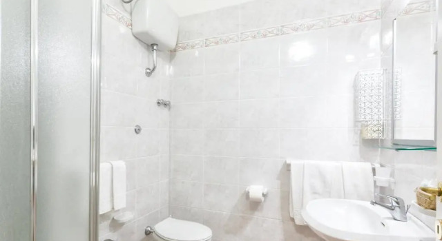 Трёхместный номер Standard с видом на море Sisters Hotel