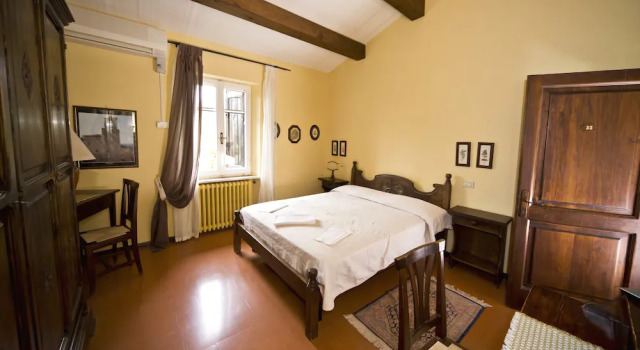 Country House Torre Burchio, Varaa Hotelli Bettona Umbria