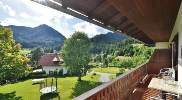 Семейный номер Standard с балконом Pension & Apartments Weissbriach