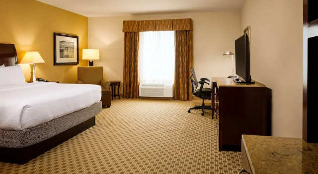 Номер Standard c 1 комнатой Hilton Garden Inn Cincinnati Blue Ash