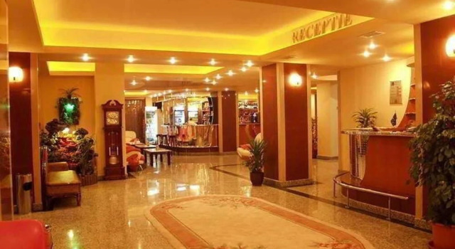 Hotel Scala, Foglalás Szálloda Constanta Constanta, közelében Tabacariei Lake