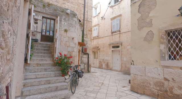 Apartment Hvar Piazza, Prenota Appartamento Città di Lesina 