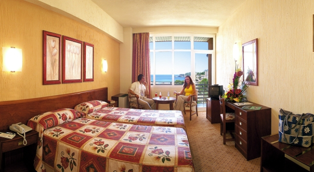allsun Hotel Cormoran, Rezerwuj Hotel Hotele w Majorka z parkingiem, Parking