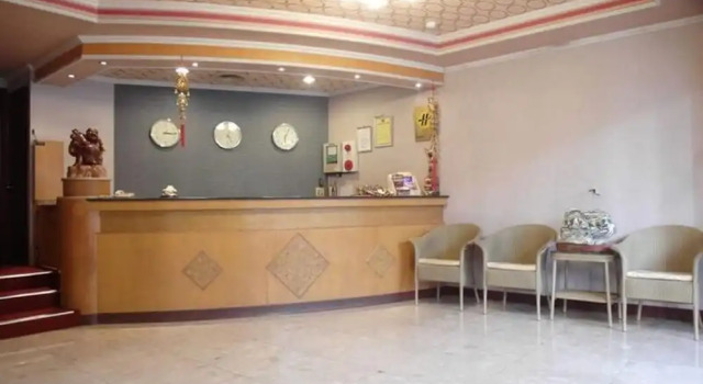Hotel San Francisco, Забронировать Отель Отели Гаосюн 3 звезды, 3*