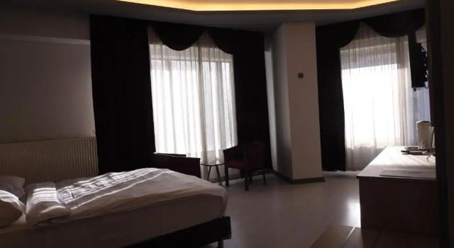 Полулюкс INN TOWN HOTEL