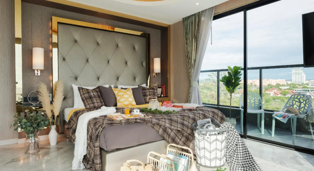 THE TJ HOTEL Pattaya, Забронировать Отель Отели Джомтьен-Бич с бассейном, Бассейн