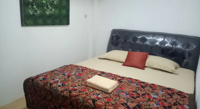 T-Rooms Homestay Bandara, Rezervovat Vila Chaty v Palembang, Chalupa