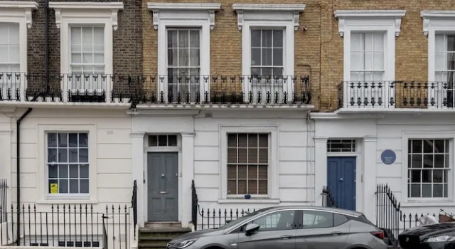 Stunning 2 Bedroom Duplex Apt in Center of Camden
