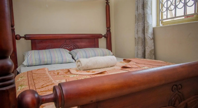 Tropical Savannah Guesthouse, Book Hotel Hotels in Kasese with Breakfast, Breakfasts