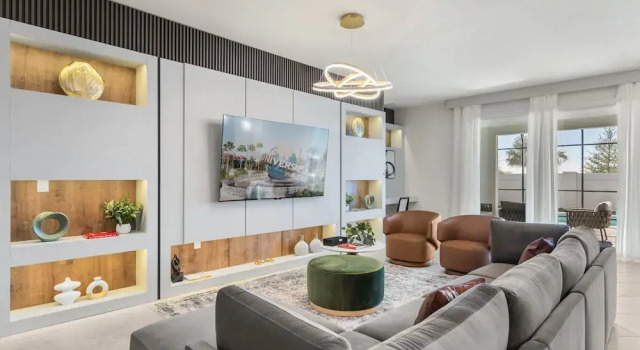 Ultimate 10 Bed Luxury Retreat With Epic Playroom