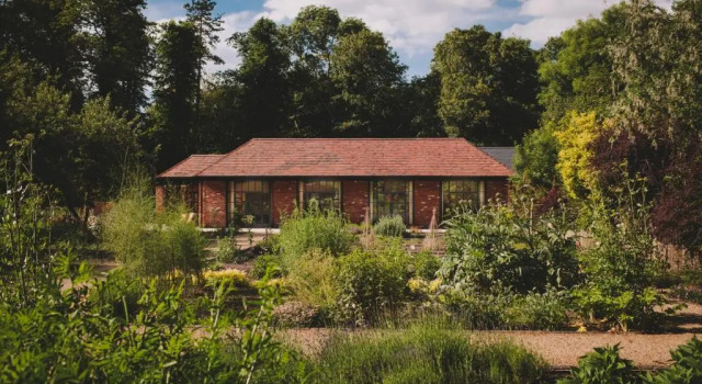 Люкс Superior Hampton Manor