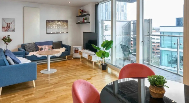 Коттедж Host Stay - Canal View Apartment