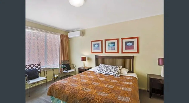Семейная студия Knightsbridge Apartments