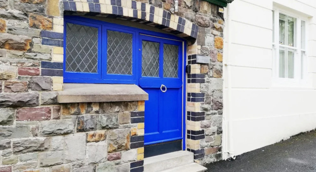 The Judges Library, Забронировать Отель Кармартен Carmarthenshire, рядом с Галерея Oriel Myrddin