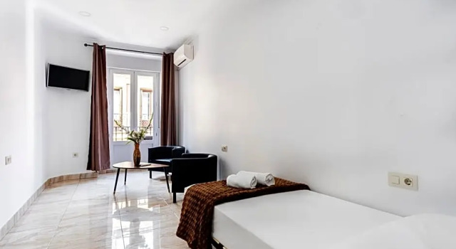 Номер Standard с видом на город Hostal Rincón de Sol - Centro Madrid - Self Checkin