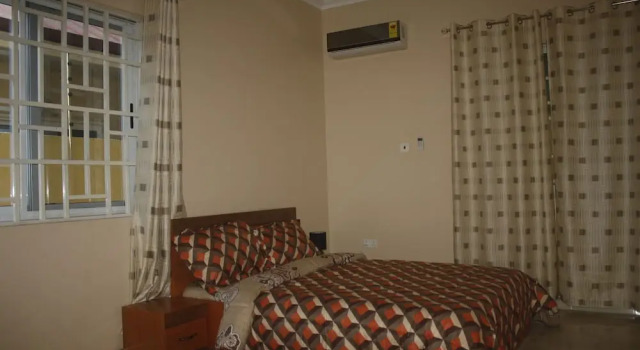 Westhood Homes, Book Lejlighed Hoteller i Greater Accra med parkering, Parkering