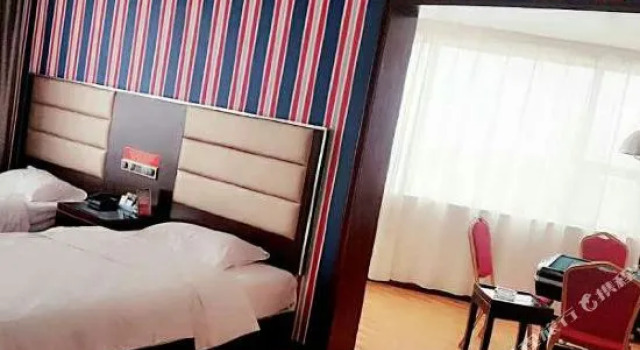 Huayi Business Hotel, Rezervovat Hotel Hotely v Xiangyang s parkováním, Parkování