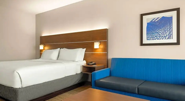 Люкс Standard Holiday Inn Express & Suites - West Des Moines - Jordan Creek by IHG