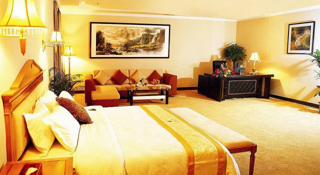 Jisheng Hotel Shenzhen, Rezerwuj Hotel Hotele w Shenzhen z parkingiem, Parking