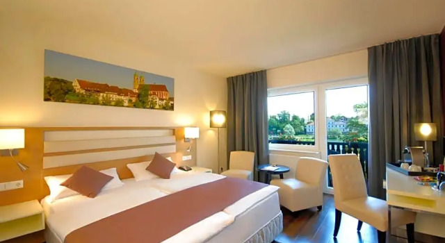 Номер Standard с балконом Hotel Goldener Knopf