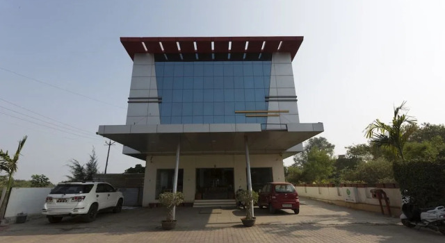 OYO 26795 Hotel Steers 07 Inn