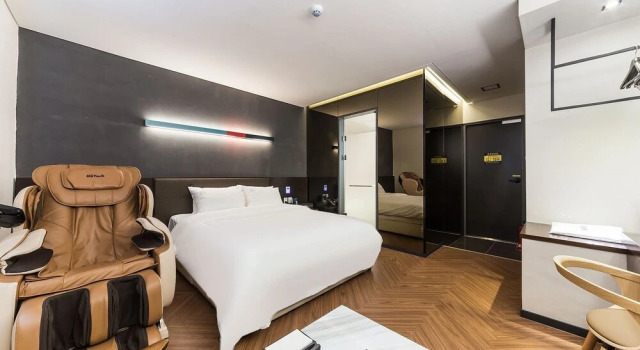 Gimpo Drive-in B-Faced Hotel Louis, Prenota Hotel Hotel a Gyeonggi-do con parcheggio, Parcheggio
