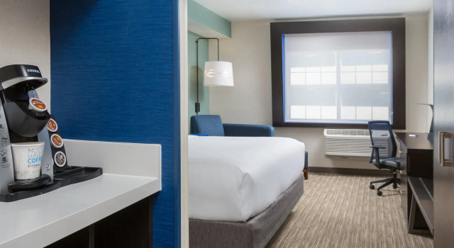 Двухместный номер Standard Holiday Inn Express Hotel & Suites Eugene Downtown - University by IHG