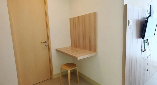 Classic Studio Tree Park Apartment near ICE BSD By Travelio