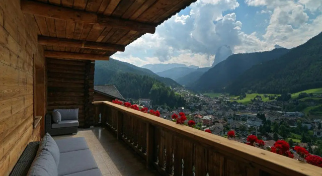 Апартаменты Deluxe Art Chalet Marmolada
