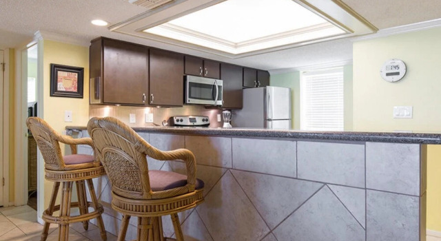 Saida IV Condominium 901