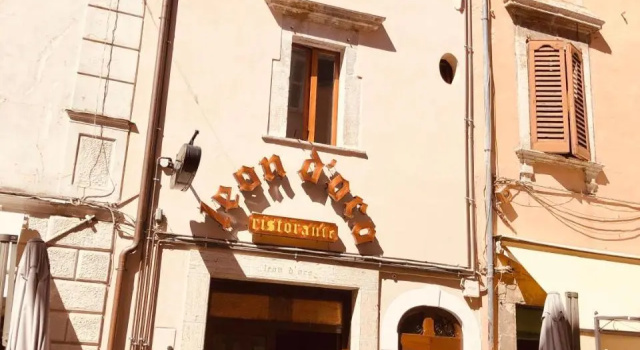 LeonessHouse, Book Hotel Leonessa Lazio