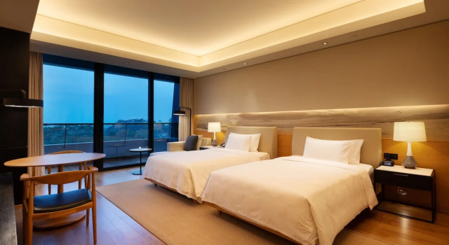 Двухместный номер Deluxe с балконом и с видом на море LN Garden Hotel Nansha Guangzhou