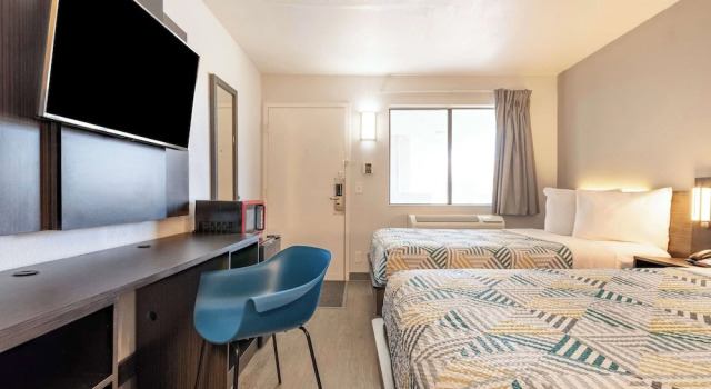 Четырёхместный люкс Standard Motel 6-Rolling Meadows, IL - Chicago Northwest