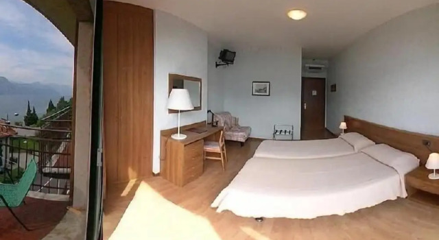Двухместный номер Standard с балконом Hotel Nike