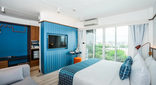 Номер Deluxe с балконом Hotel Amber Sukhumvit 85