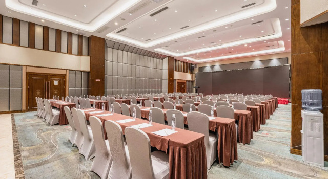 Yingzhou Hotel Huizhancheng, Varaa Hotelli Guanshanhu District 