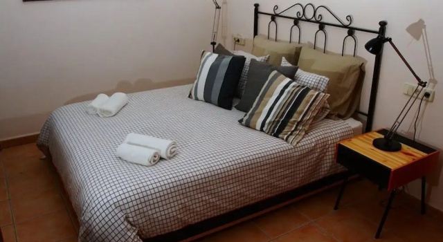 Fincas Mallorca family house with pool, Book Villa Campos 