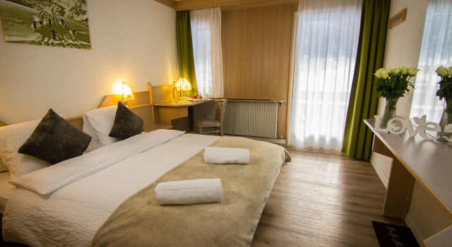 Hotel Bristol, Prenota Hotel Hotel a Saastal con colazione, Colazione
