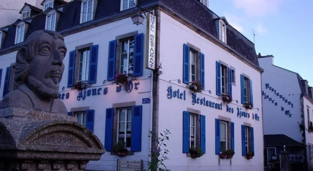 Logis Hôtel et Restaurant La Pension du Moulin, Prenota Hotel  