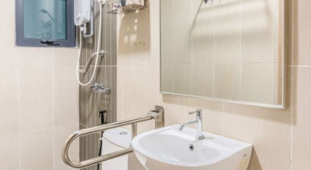 Lovely & Cost Designer 3 Bedroom Condo with KLCC view