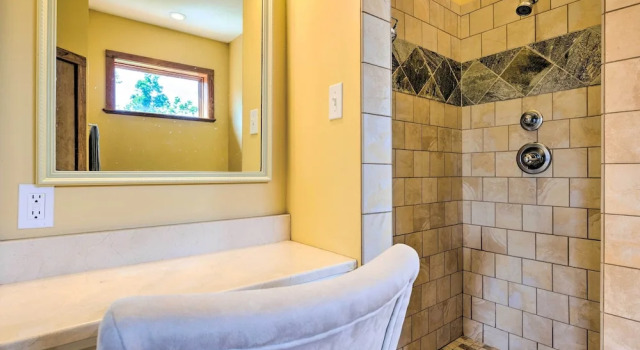 Коттедж Bright Waveland Home - Walk to Beach Access!