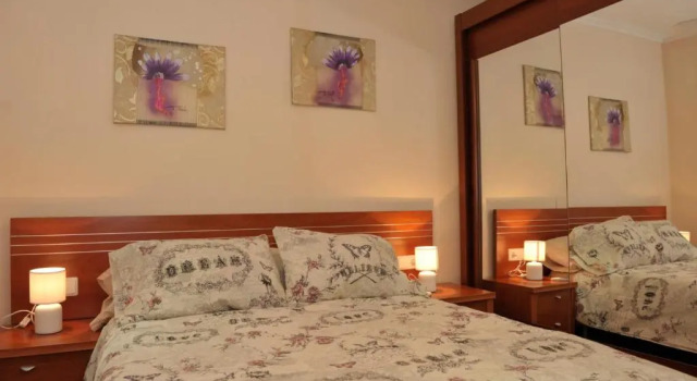 yovalu 1 yovalu con Balcon yovalutres con piscina, calle parodi, Забронировать Отель Торревьеха Коста-Бланка