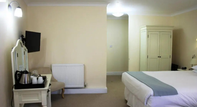 Семейный номер Standard Thanington hotel