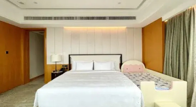Люкс LN Garden Hotel, Zhanjiang