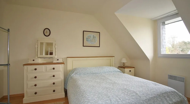 Classic Holiday Home in Riec-sur-bélon With Private Garden, Rezerwuj Hotel  