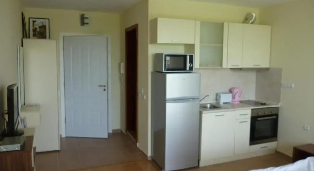 Студия Holiday and Orchid Fort Noks Apartments