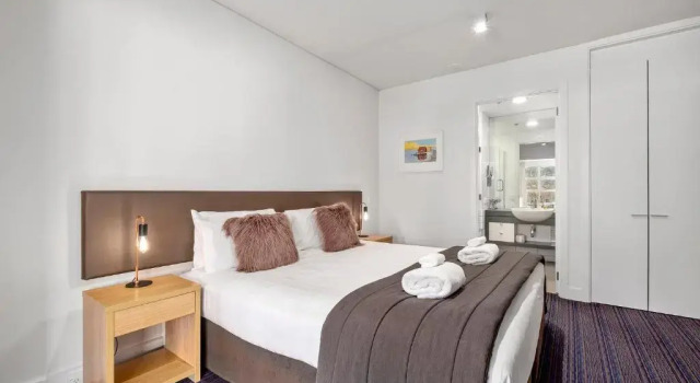 Marina Quarters 406b, Забронировать Отель Kelvin Heights 